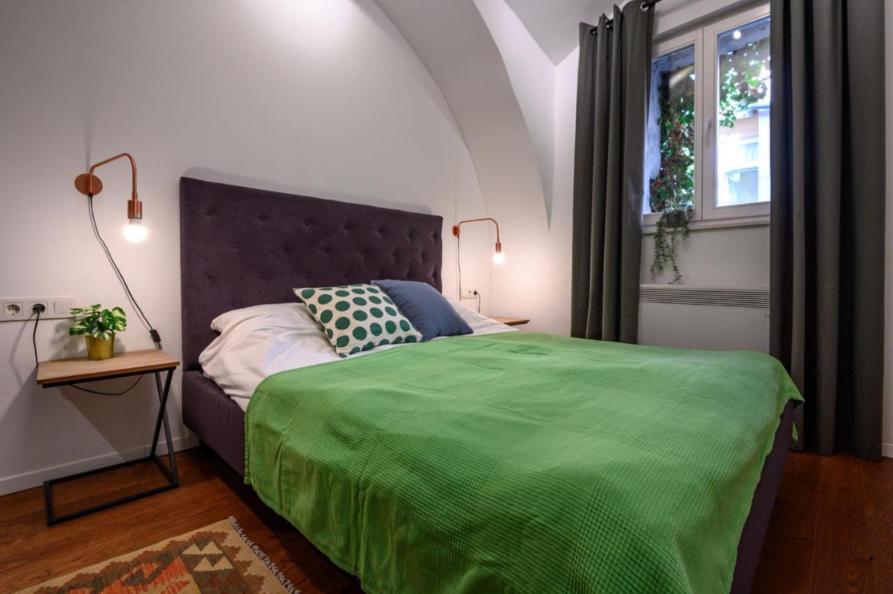 Swanky Old Town Apartment 자그레브 외부 사진
