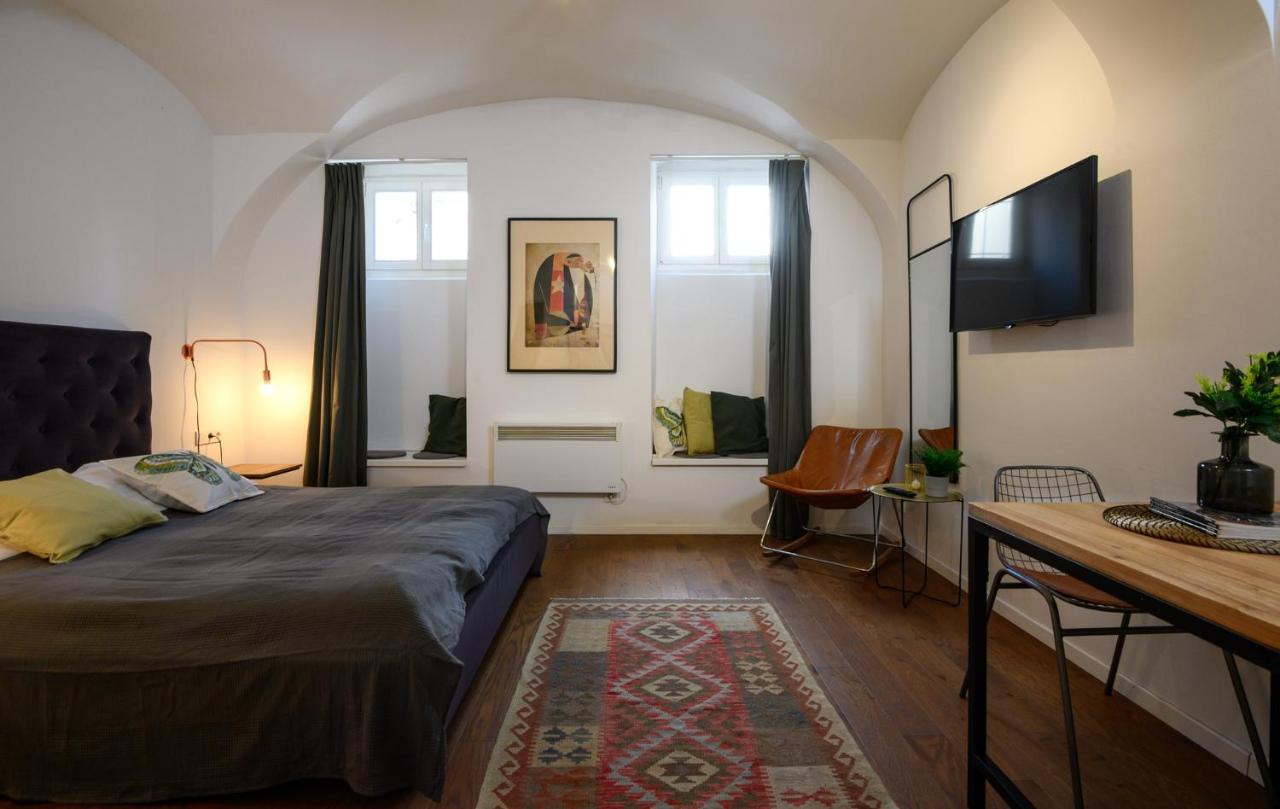 Swanky Old Town Apartment 자그레브 외부 사진